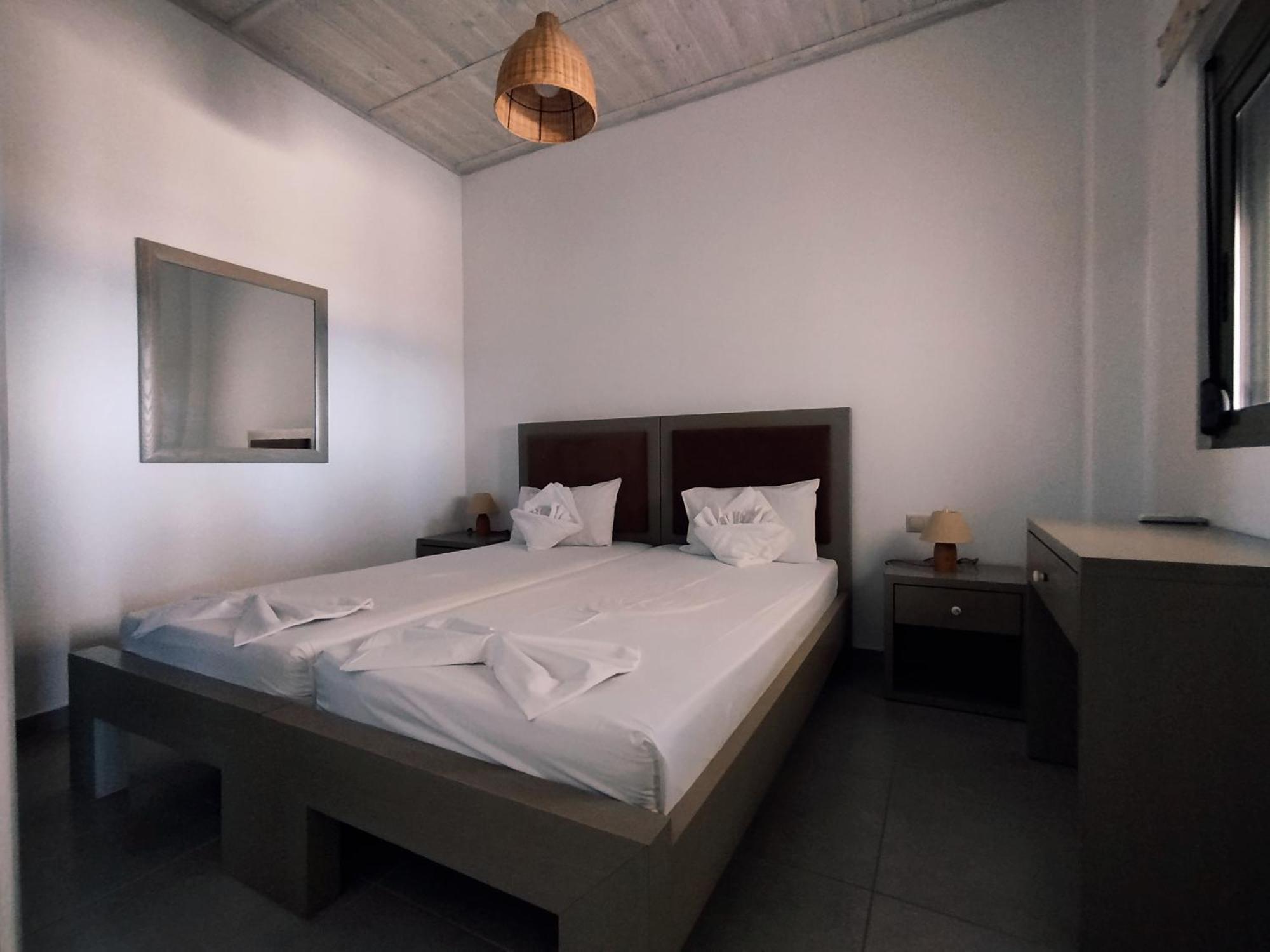 Alexena Apartments Agia Galini Екстериор снимка