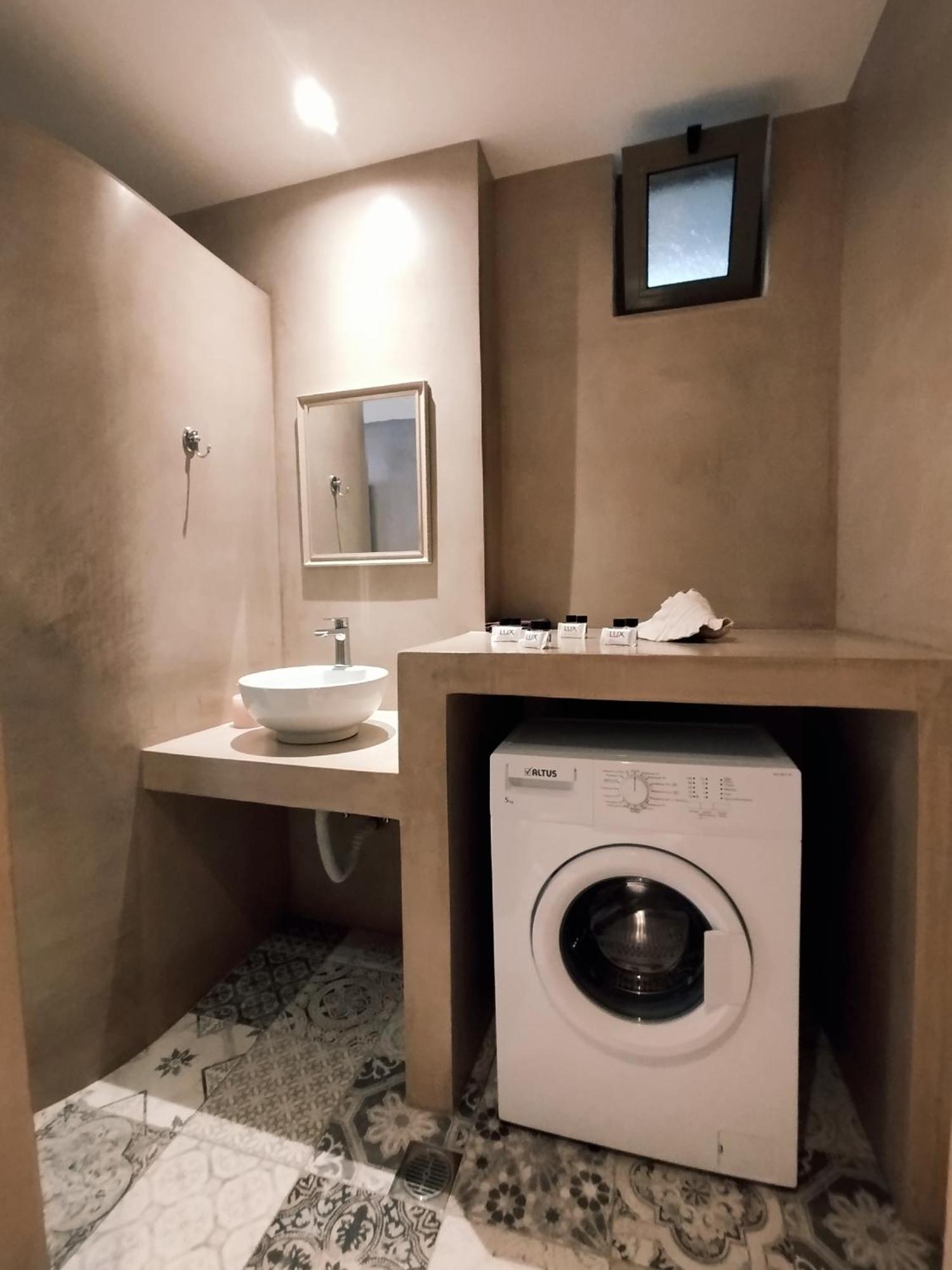 Alexena Apartments Agia Galini Екстериор снимка